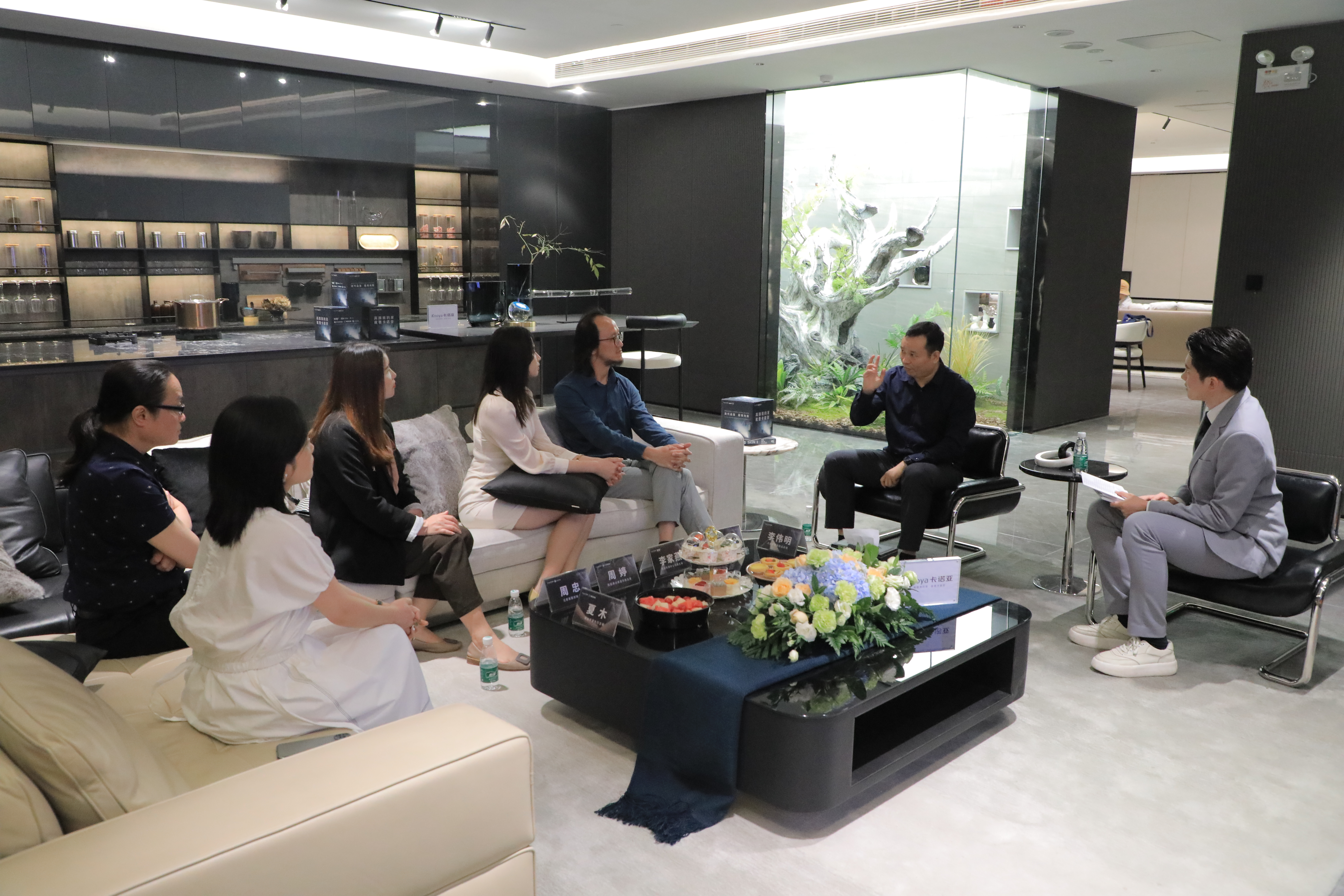 迭代品鑒，居境向新|媒體大咖共同探秘卡諾亞全新一代沉浸式體驗空間